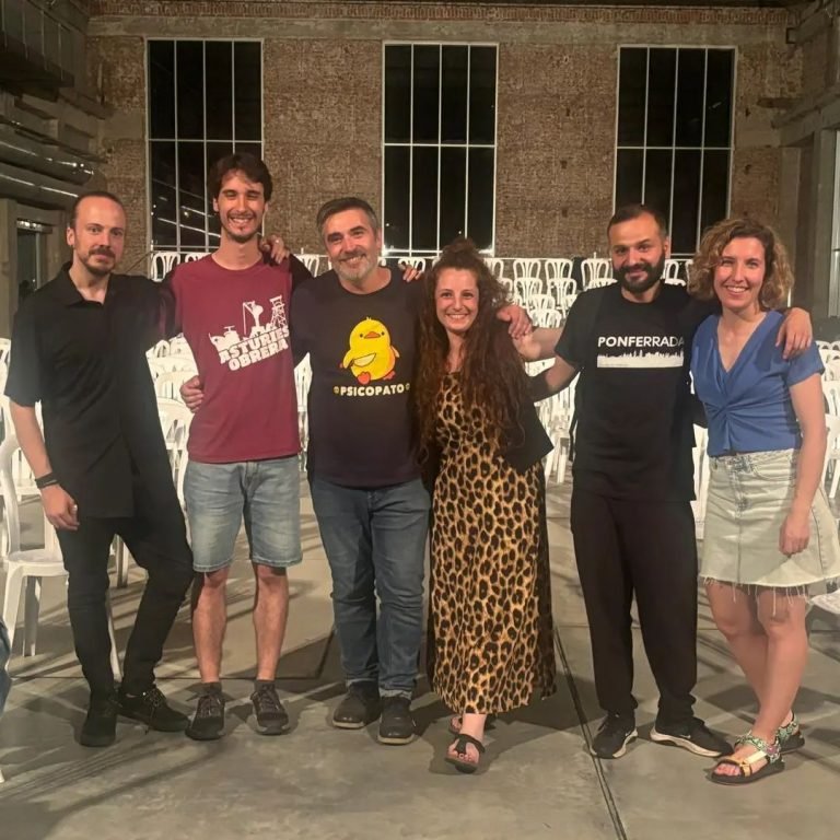 Ayer acudimos al estreno de «La parábola del carbón» en la térmica cultural de Ponferrada
Un magnífico espectáculo escri…