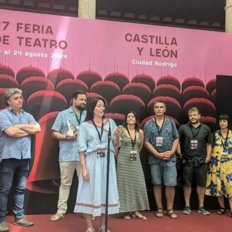 Camino Escena Norte recibe el galardón a las iniciativas destacadas de Artes Escénicas ligadas al medio rural en los XII…