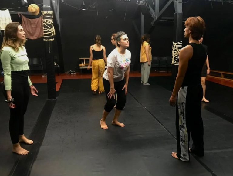 🎭 Las profesoras Carmela Orenes y Dominica Cárave han participado en las Jornadas de Teatro de Creación organizadas e… 🎭 Las profesoras Carmela Orenes y Dominica Cárave han participado en las Jornadas de Teatro de Creación organizadas e…