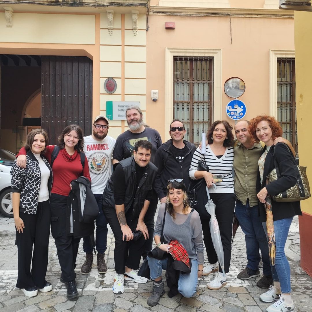 Visita de alumnado y profesorado de escenografía de @esad.cordoba a Jornadas Svobodays •Nuevas Tecnologías en las Artes …