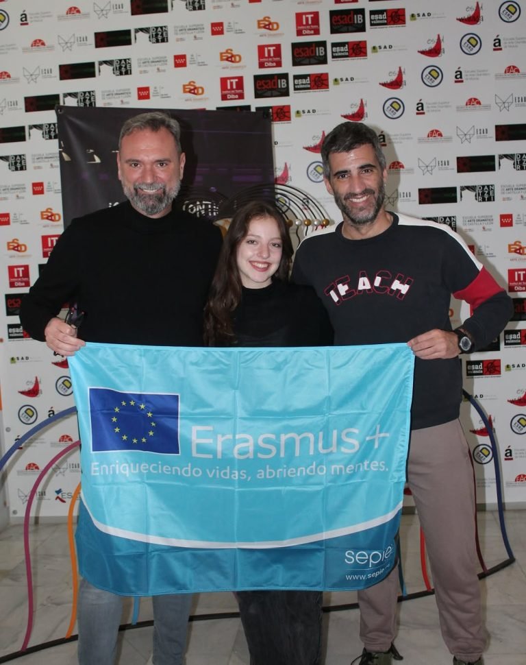 🎭PROGRAMA ERASMUS+ ❤️Desde la ESAD de Extremadura, despedimos con todo el cariño a Leonor Leite, la primera estudiante … 🎭PROGRAMA ERASMUS+ ❤️Desde la ESAD de Extremadura, despedimos con todo el cariño a Leonor Leite, la primera estudiante …
