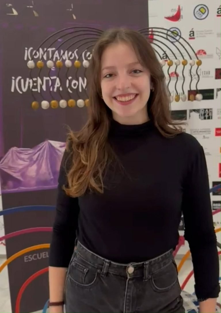 🎭PROGRAMA ERASMUS+ 🎯Aquí os dejamos con unas palabras de Leonor Leite, la primera estudiante del programa Erasmus+ que…