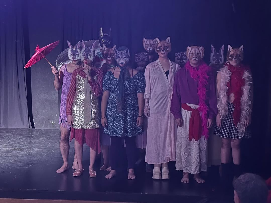 Muestra de trabajo de la asignatura Teatro Posdramatico con alumnos de 3º y 4º de las tres Especialidades y coordinado p…