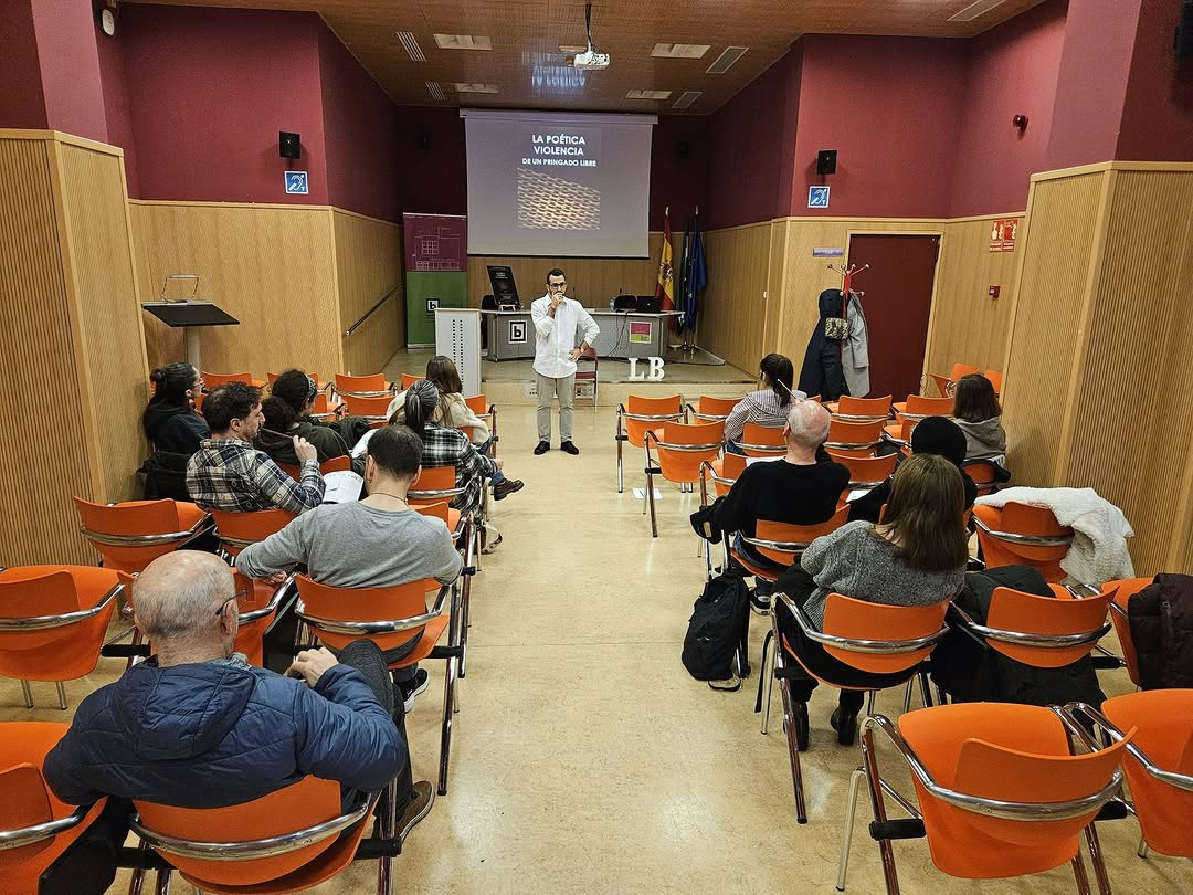 🎭PRESENTACIÓN LIBRO 📕 📣Desde la ESAD de Extremadura apoyamos los trabajos de nuestro alumnado. En este caso, os prese…