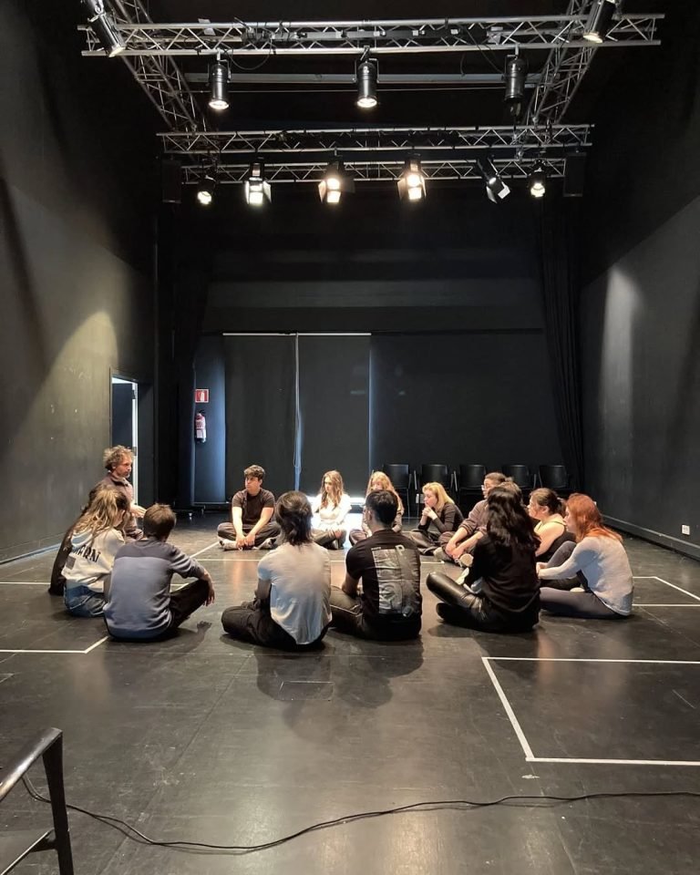 🎯 Estos días no solo celebramos el #dimamundialdelteatro, también hemos aprovechado para abrir nuestras puertas y dar a…