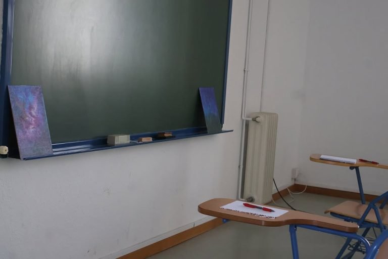 Performance del alumno Ángel Pradas – martes 25 de marzo. De las jornadas del Día Mundial del Teatro 2025 en la E.S.A.D….