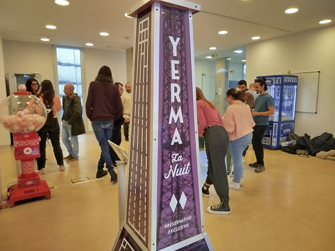 El pasado martes 25 de marzo nuestro alumnado de la especialidad de Dramaturgia realizaron una actividad cultural muy in… El pasado martes 25 de marzo nuestro alumnado de la especialidad de Dramaturgia realizaron una actividad cultural muy in…