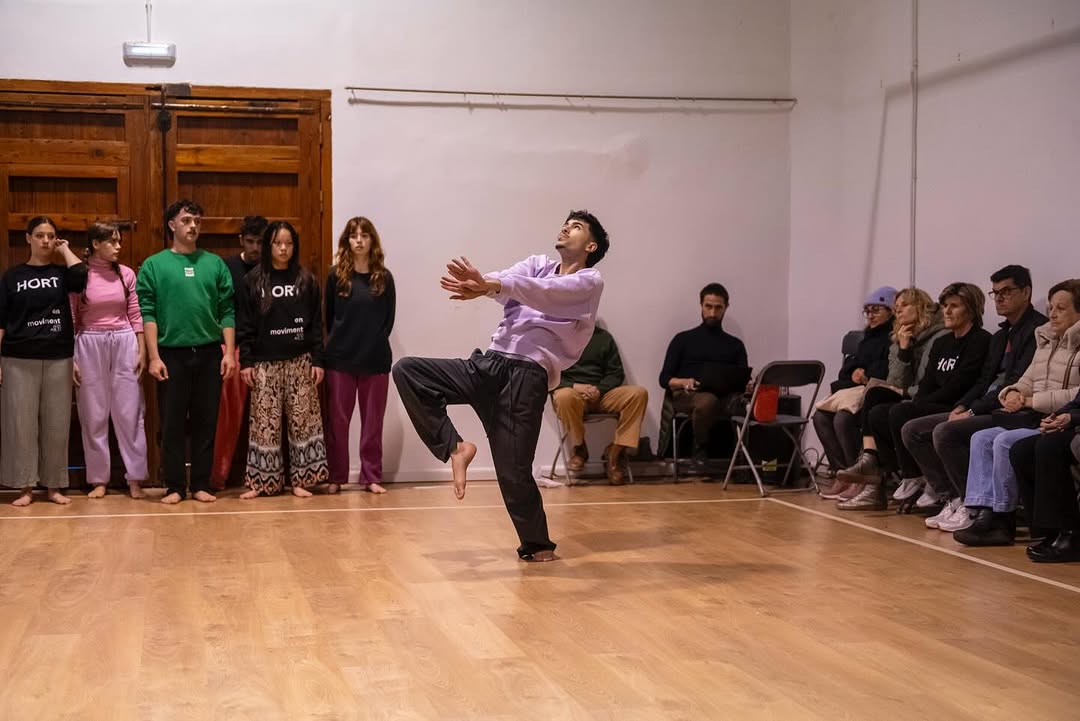 RESIDÈNCIA DE FORMACIÓ I INVESTIGACIÓ ESCOLA SUPERIOR D’ART DRAMÀTIC ILLES BALEARS Alumnat ESADIB Andrea de la Hera Anna…