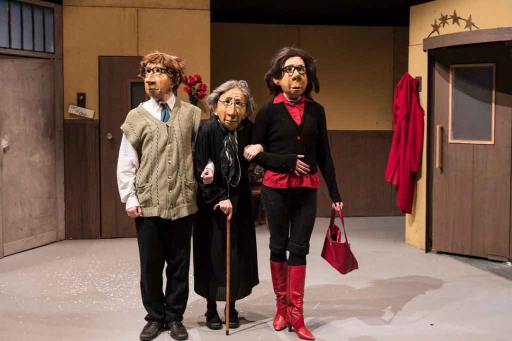 Del 10 al 13 d’abril es va poder veure al Teatre Estudi «Hotel Paradiso», un espectacle dirigit pel professor convidat H…