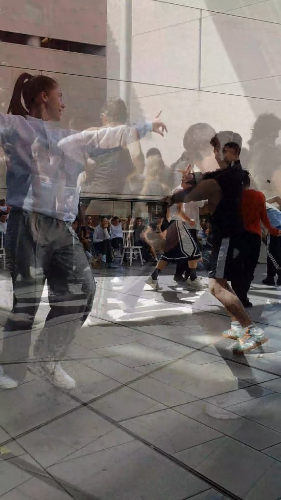 Avui, 29 d’abril, celebrem el Dia Internacional de la Dansa amb actuacions a l’atri de l’Institut del Teatre. Gràcies a …