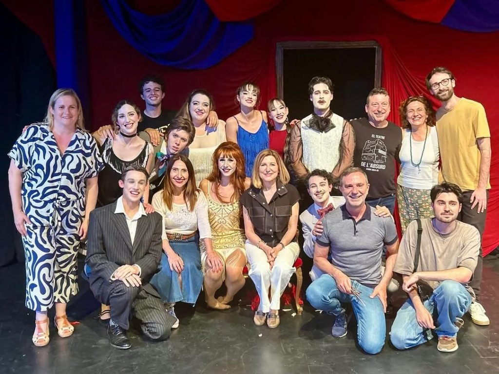 Ahir vam asistir a l’última funció de “Las Mujeres Sabias” a @espainestable! ⚫ Volem agrair la presència i el suport de …