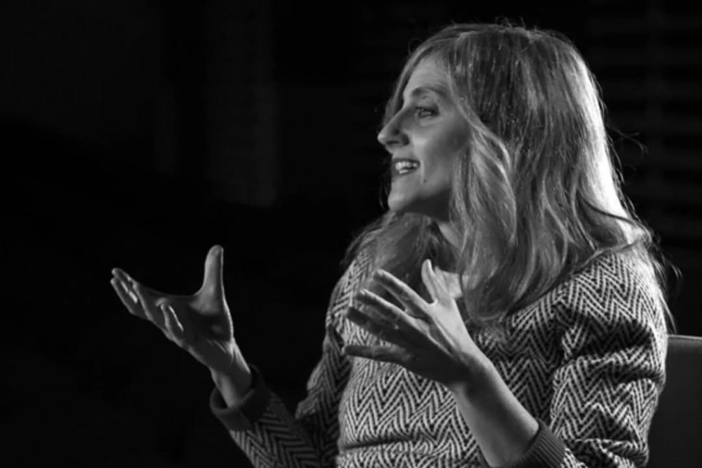 🌟 🎉 Hoy @mariacabezadevaca , reconocida bailarina y coreógrafa, imparte una sesión online sobre «Territorios musicales…