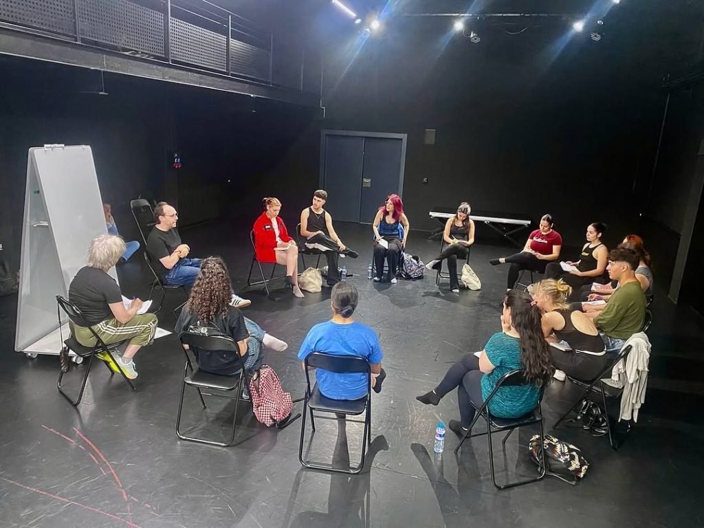 📸 Así fue parte del taller: Teatro Inmersivo impartido por Carlos Tuñón (de Los Números Imaginarios) @carlosnumerosimag…