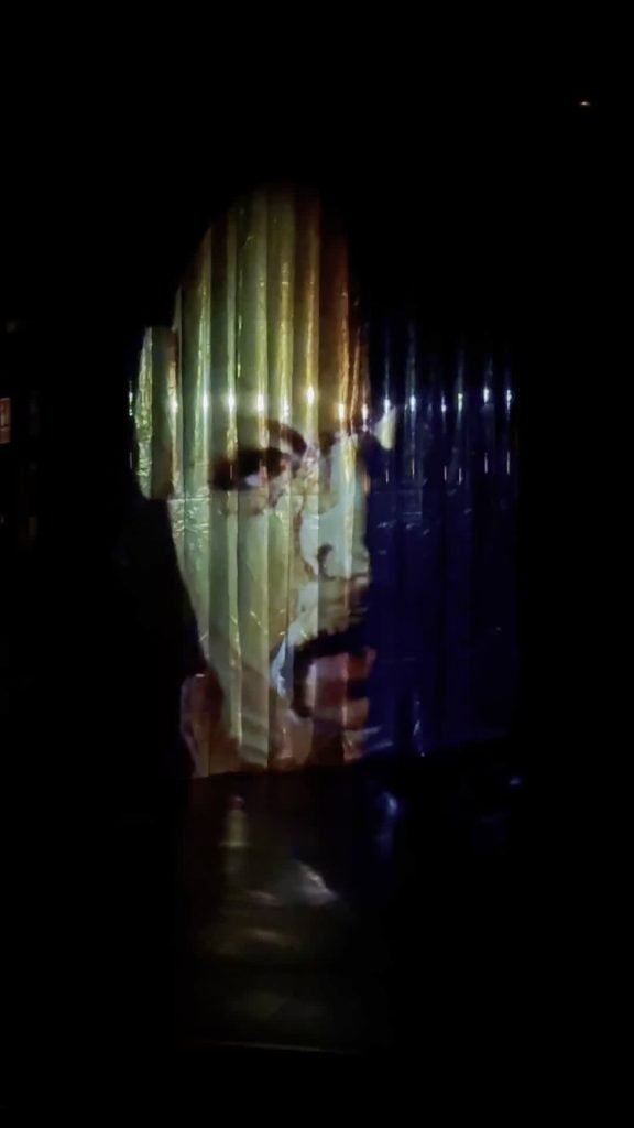 Ens endinsem de nou a “Torquere” 🟢 Una obra de Leonor Sánchez dirigida per Marco Tárraga com a Taller final de carrera …