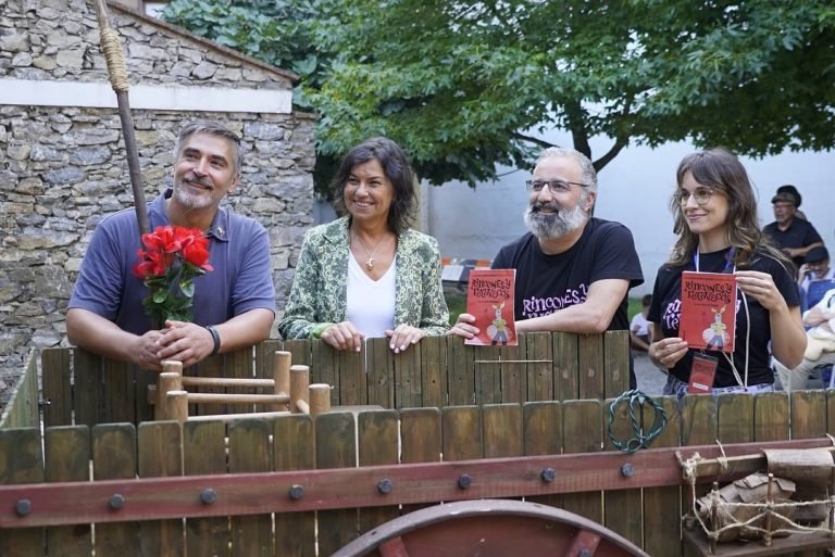 ¡Queda inaugurada la 8ª edición de Rincones y recovecos! Agradecemos a @montselopezmoro , concejala de Cultura, Museos e…