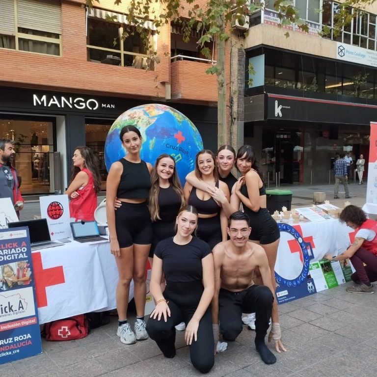 Un año más, la Esad de Córdoba ha tenido el honor de participar en el Día de la Banderita de la Cruz Roja, un evento que…