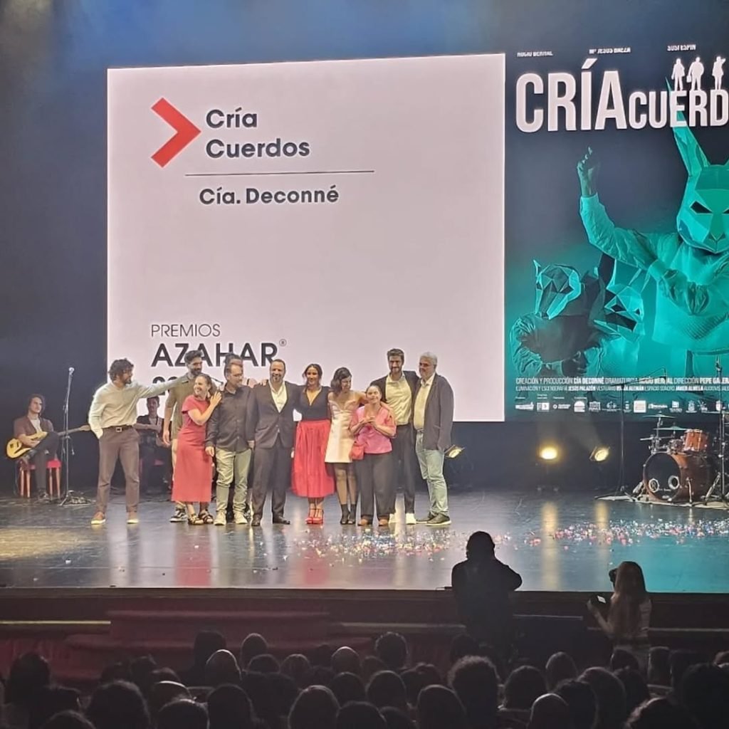 Felicidades a los ganadores de los Premios Azahar 2025 y a los presentadores de la Gala @susiespin_ @alejandro_noviembre…