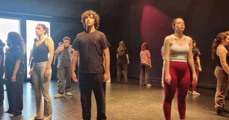 🎭 La libertad en la voz natural 📣 ¡Antonio Ocampo en la Escuela Superior de Arte Dramático de Castilla y León! Actor, …