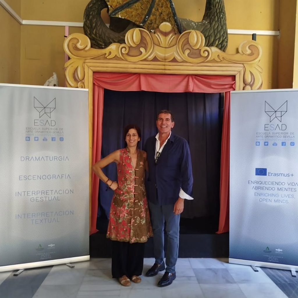 🎭Hoy hemos tenido el placer de recibir en la ESAD de Sevilla a Silvia Garzón. En un encuentro con el alumnado de primer…