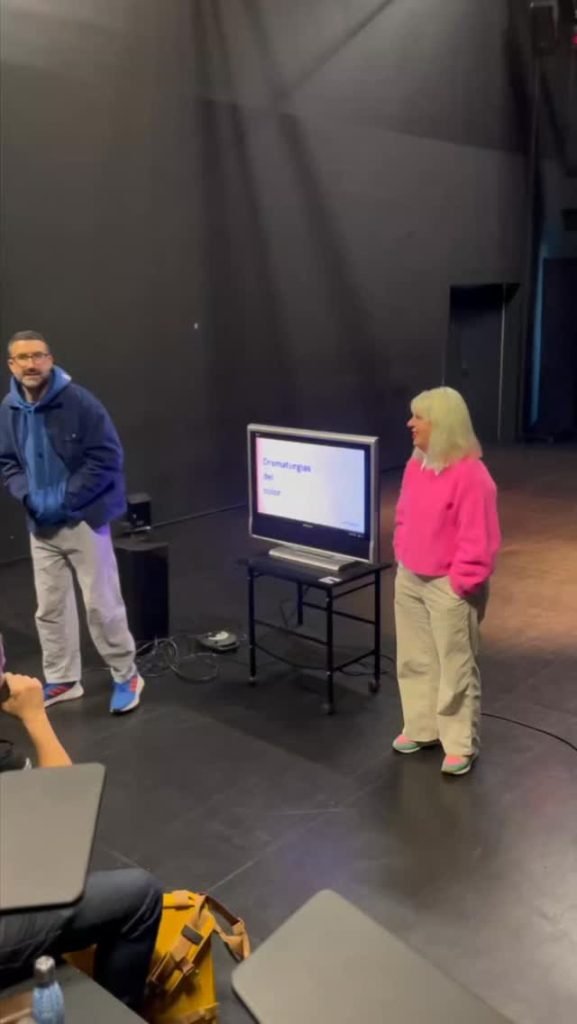 📅 Ayer se celebró la primera jornada del seminario “Dramaturgia del color” que está estos días impartiendo Marta Pazos …