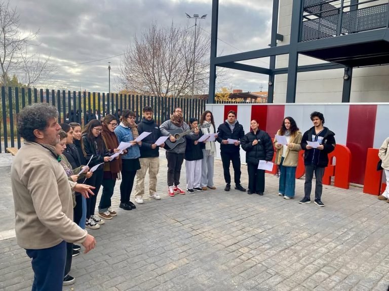 🌈 Hace cincuenta años, en 1975, falleció en su cama el dictador Francisco Franco, el principal protagonista de uno de l…