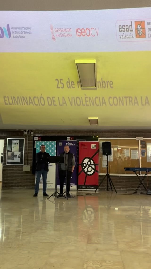 Hui, 25 de Novembre, a l’ESADV hem realitzat un acte especial en commemoració del Dia Internacional per a l’Eliminació d… Hui, 25 de Novembre, a l’ESADV hem realitzat un acte especial en commemoració del Dia Internacional per a l’Eliminació d…