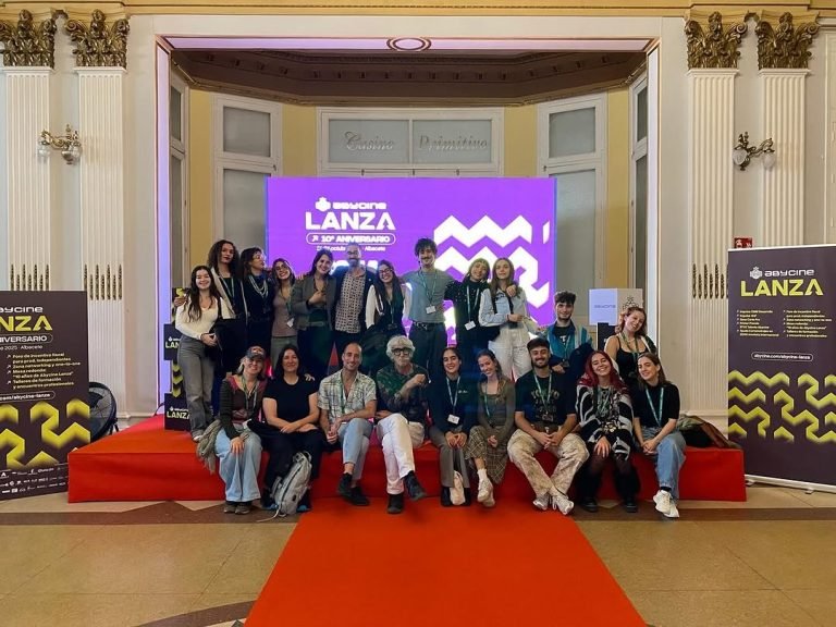 🎬 El jueves 23 de octubre, alumnos y profesores de la @esad_clm de Cuenca fueron invitados al @abycine por el coordinad&hellip;