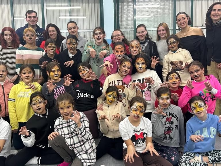 ✨ Semana Cultural de Ense&ntilde;anzas B&aacute;sicas ✨ Nuestro alumnado disfrut&oacute; de un taller de maquillaje y caracterizaci&oacute;n muy esp&hellip;