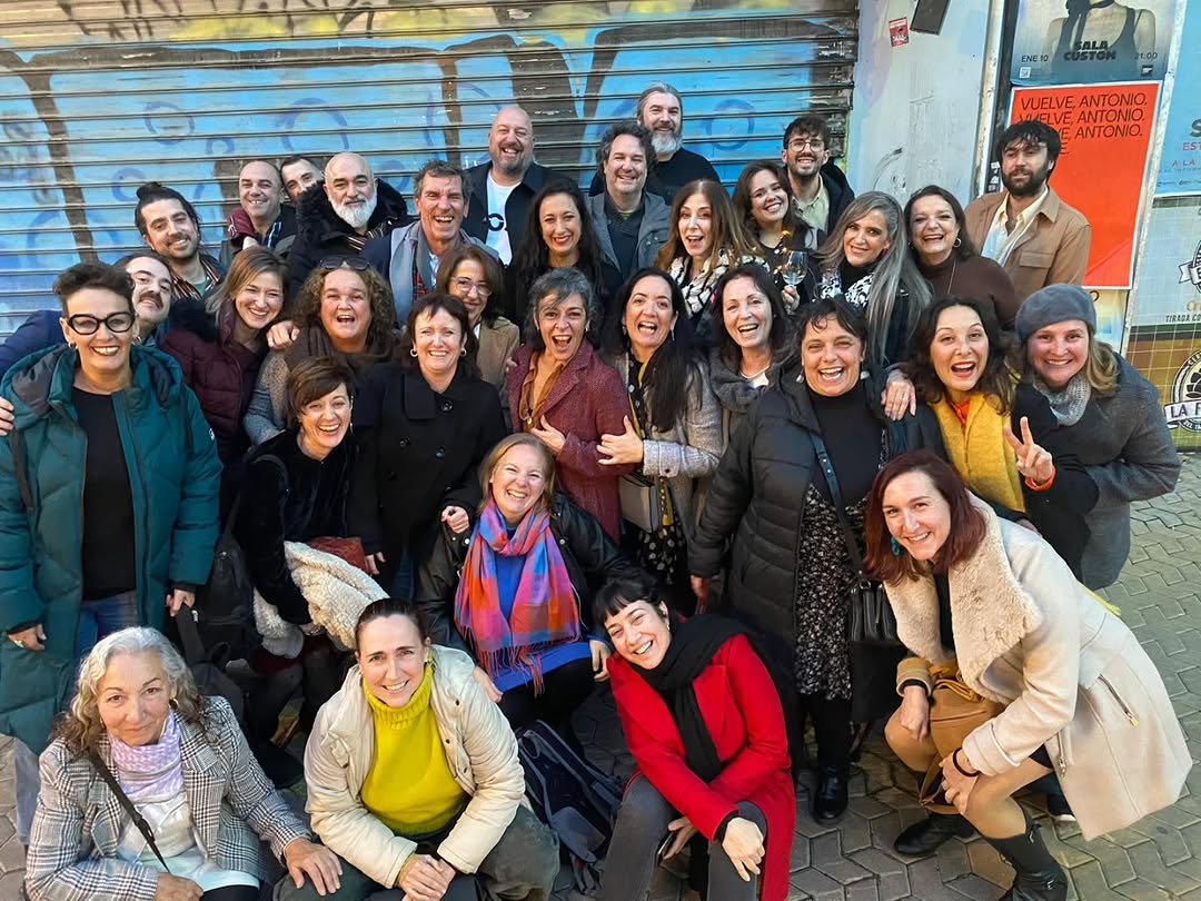 El pasado miércoles celebramos la comida de Navidad 🎄 del profesorado de la ESAD de Sevilla. Buen menú, muchas risas y … El pasado miércoles celebramos la comida de Navidad 🎄 del profesorado de la ESAD de Sevilla. Buen menú, muchas risas y …