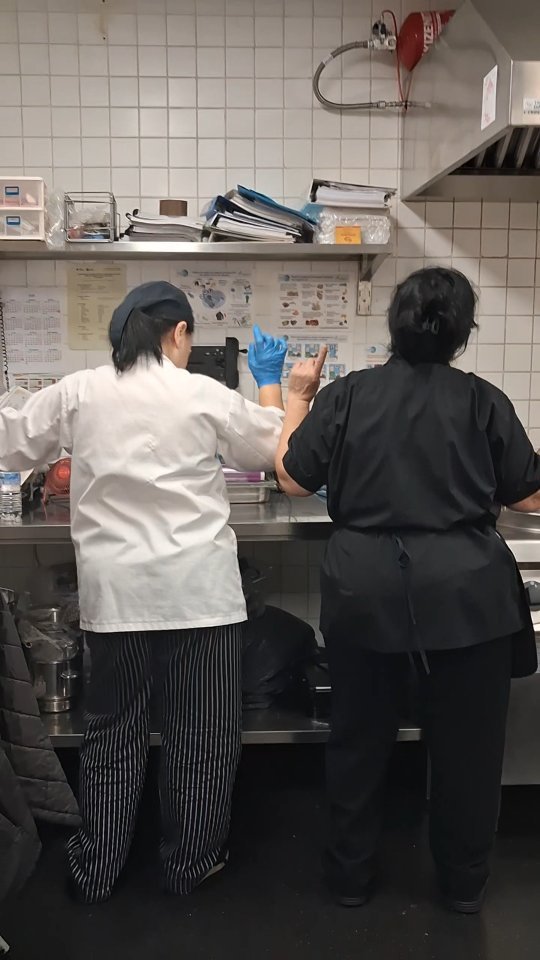 Avui us portem el repte #loveactually Potser &lsquo;no anem a temps&rsquo; o &lsquo;ens falta ritme&rsquo;, potser hem alterat la &lsquo;dramat&uacute;rgia&rsquo; &hellip;