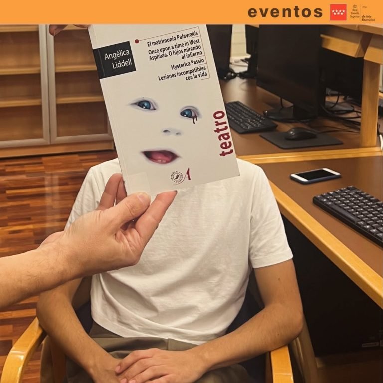 📚 #EventosResad 📚 Aunque estemos en vacaciones, &iexcl;nuestra biblioteca vuelve a sumarse al reto #Bookface y #BookfaceFrid&hellip;